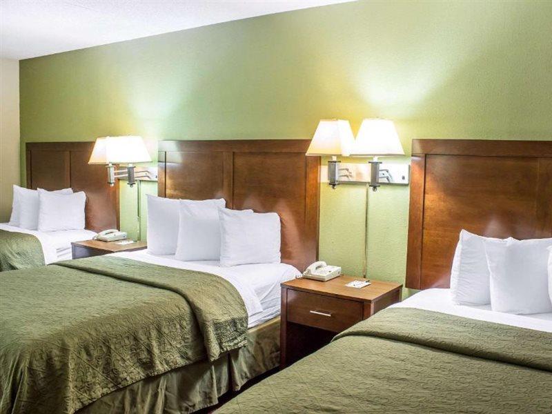 Quality Inn Selma - Smithfield Екстериор снимка