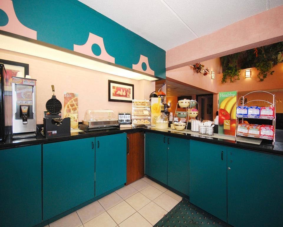 Quality Inn Selma - Smithfield Екстериор снимка