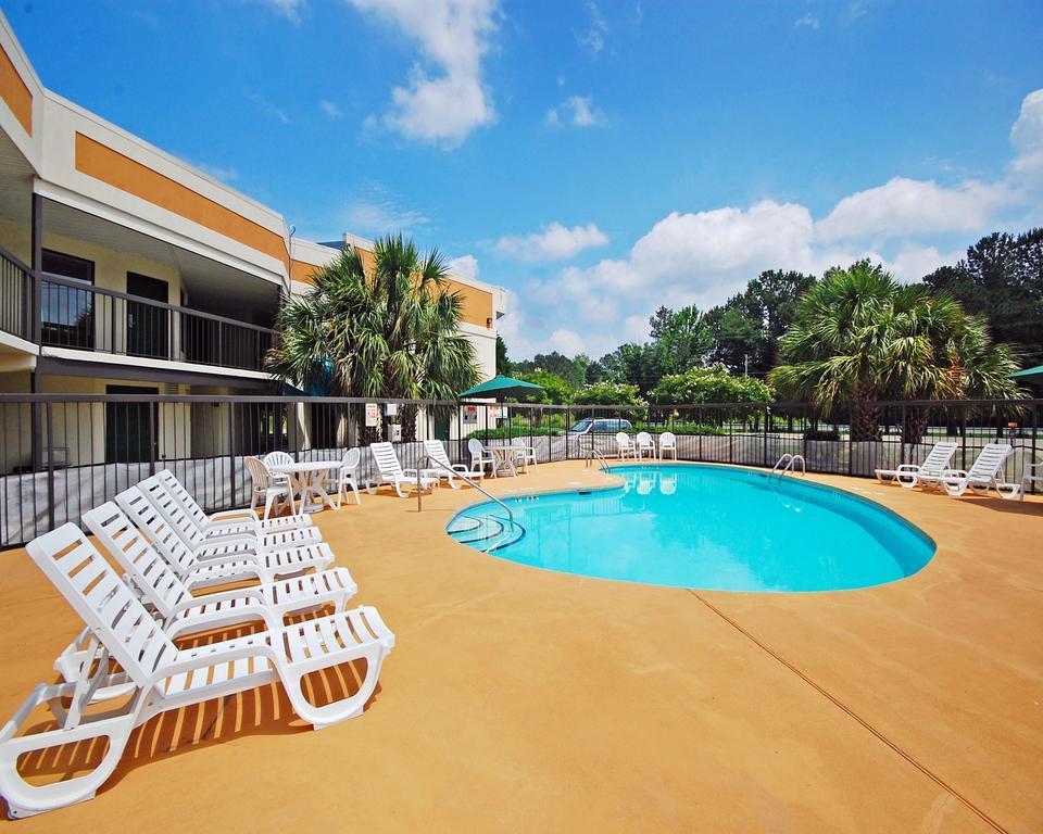 Quality Inn Selma - Smithfield Екстериор снимка