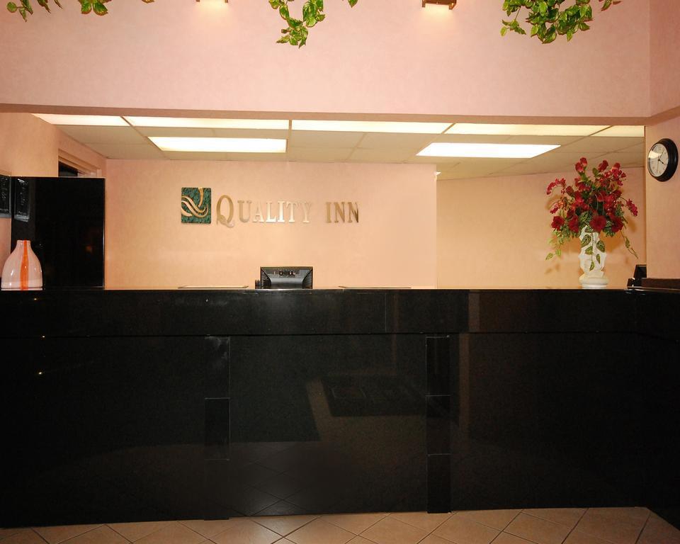 Quality Inn Selma - Smithfield Екстериор снимка