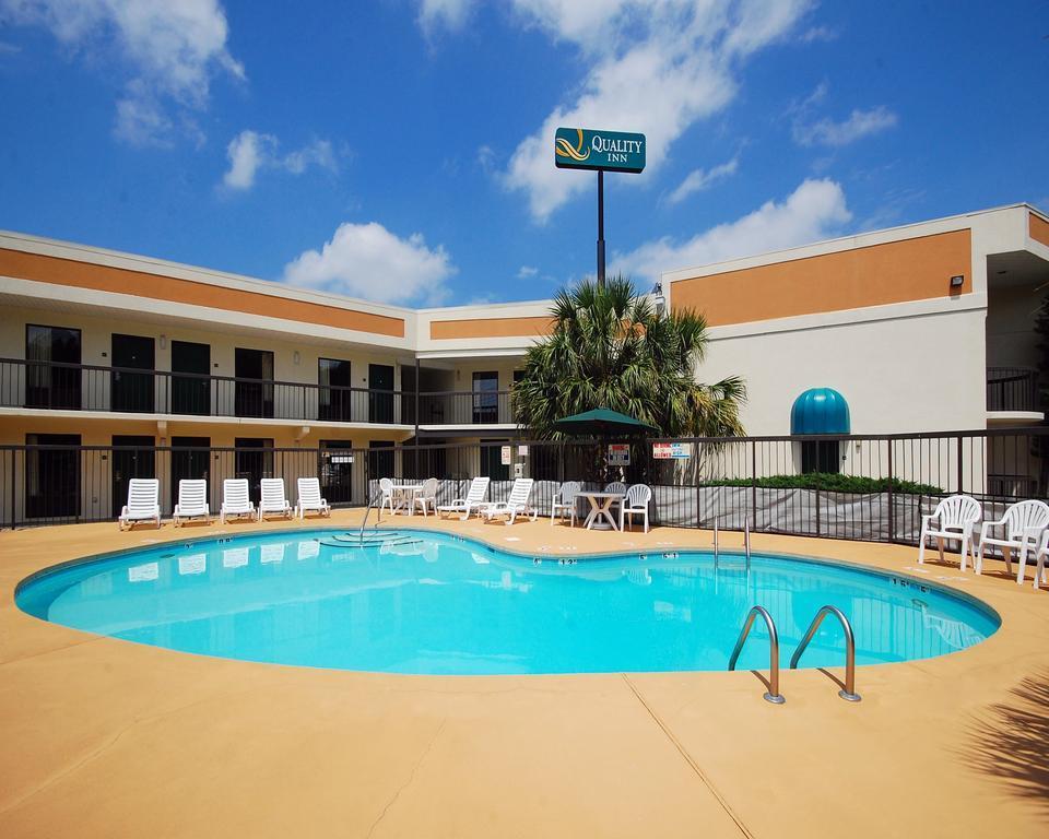 Quality Inn Selma - Smithfield Екстериор снимка