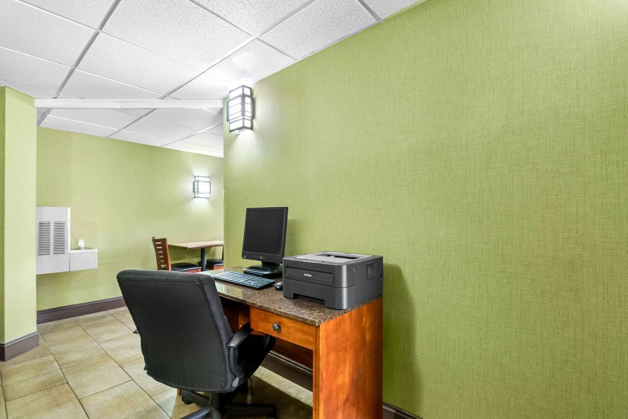 Quality Inn Selma - Smithfield Екстериор снимка