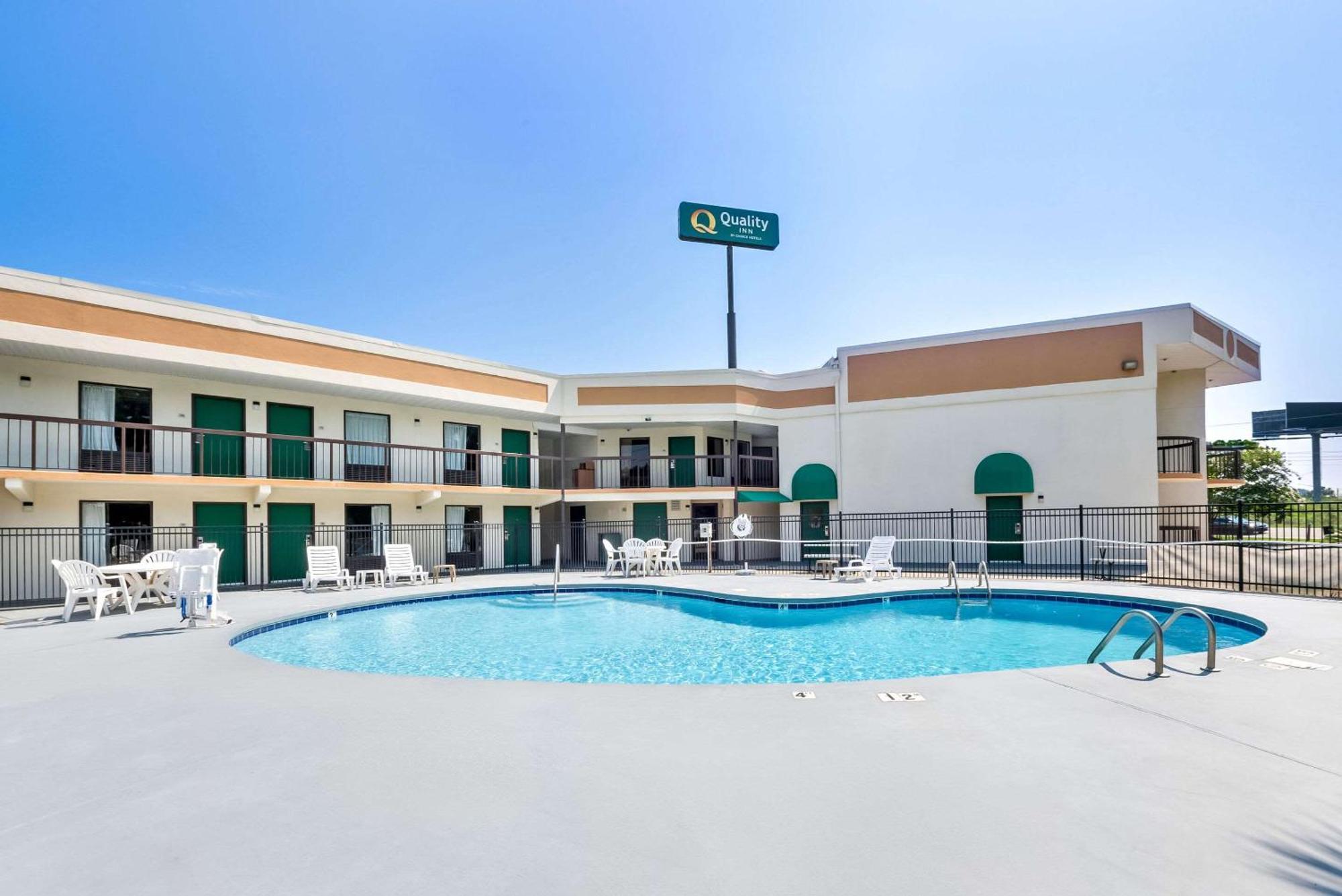 Quality Inn Selma - Smithfield Екстериор снимка