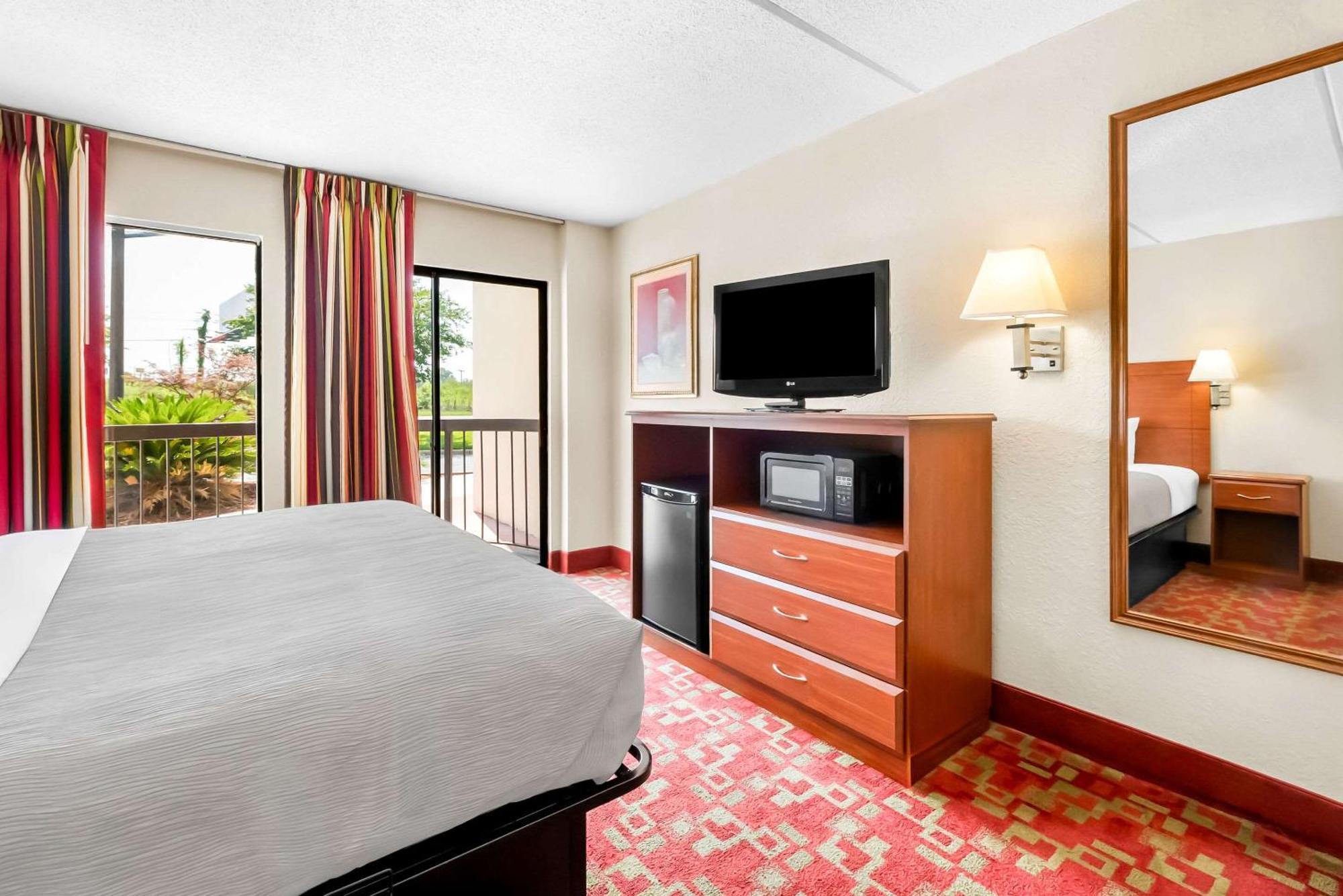 Quality Inn Selma - Smithfield Екстериор снимка