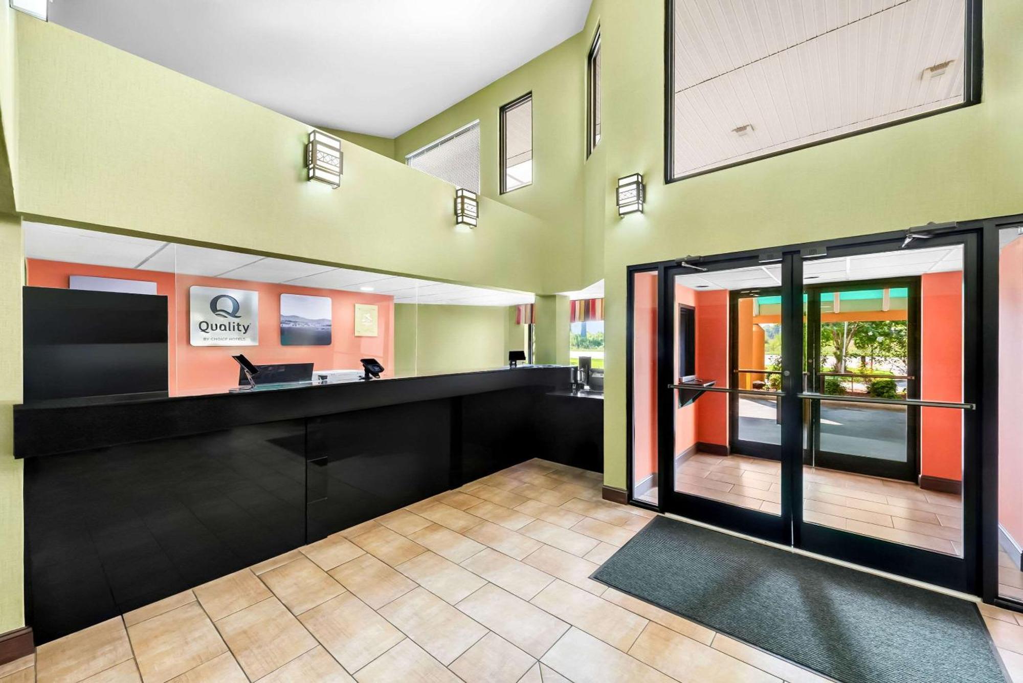 Quality Inn Selma - Smithfield Екстериор снимка